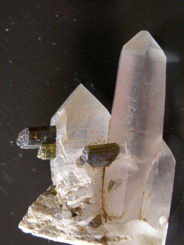 epidote_b.jpg