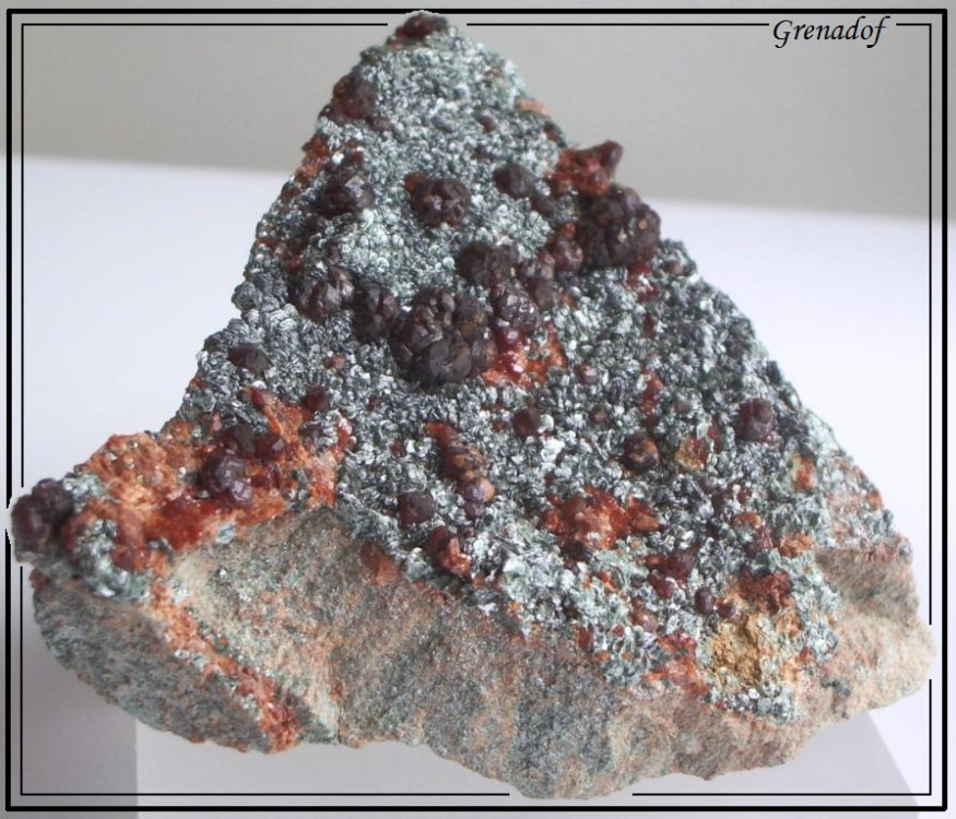 post-2601-0-15151500-1377345989_thumb.jp