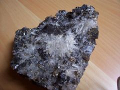 Quartz et pyrite sur blende