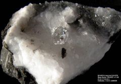 Quartz sur calcite (Haute-Savoie - France)