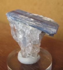 Disthène sur Quartz