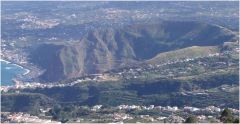 Cratère "égueulé" sur l'île de la Palma