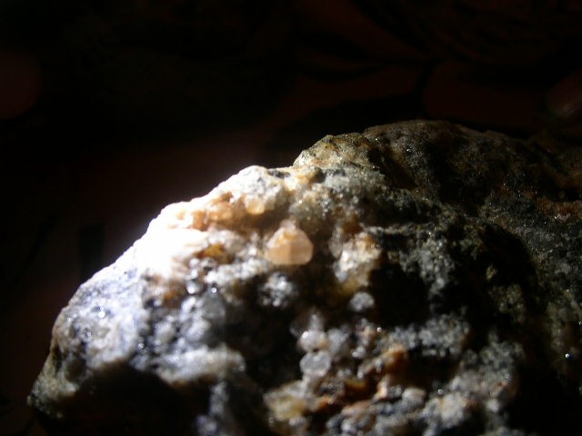 post-2347-1202243179_thumb.jpg