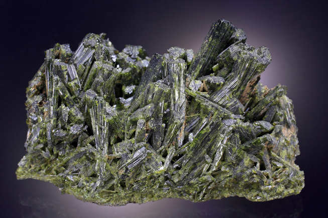 Epidote-Bourg-d'oisans-1.jpg