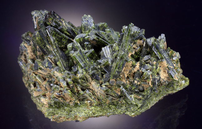 Epidote-Bourg-d'Oisans-2.jpg