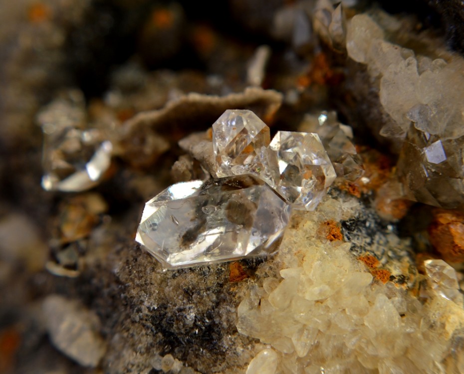 Quartz groupe - Ribiers.jpg