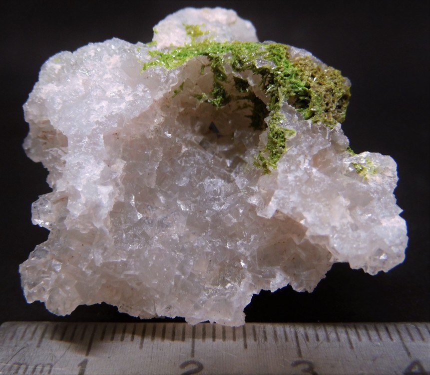 -Pyromorphite- (mine de La Place à Alligny-en-Morvan le 08-mai-2016) (2).jpg