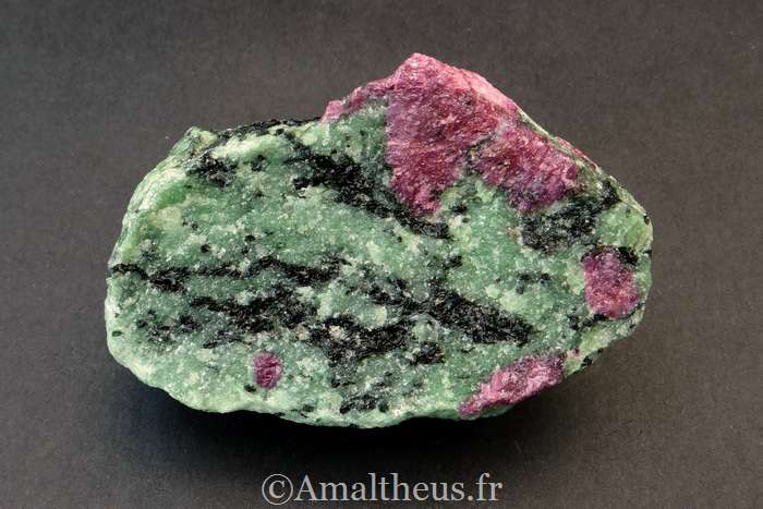 l_rubis_zoisite_pierre_brute_001_1.jpg