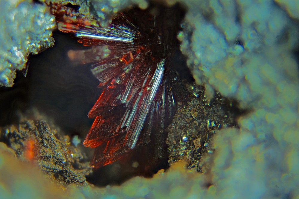 Erythrite Bou-Azzer Maroc 1.jpg