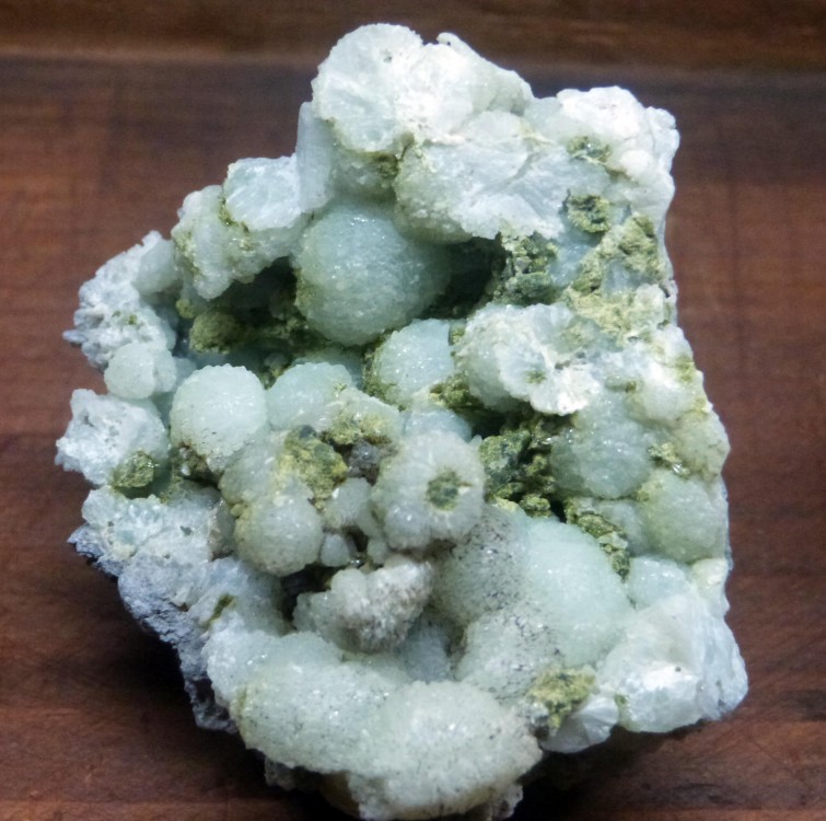 Prehnite San Romano-Toscane-Italia.jpg