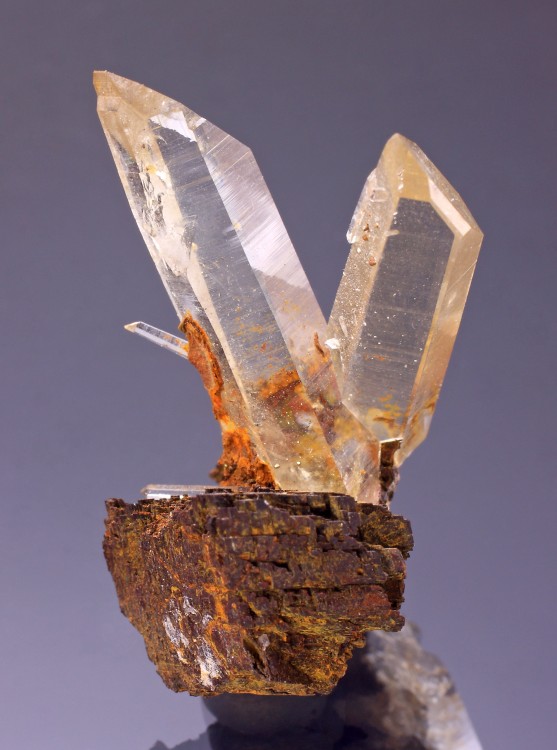 Quartz_siderite_2.jpg