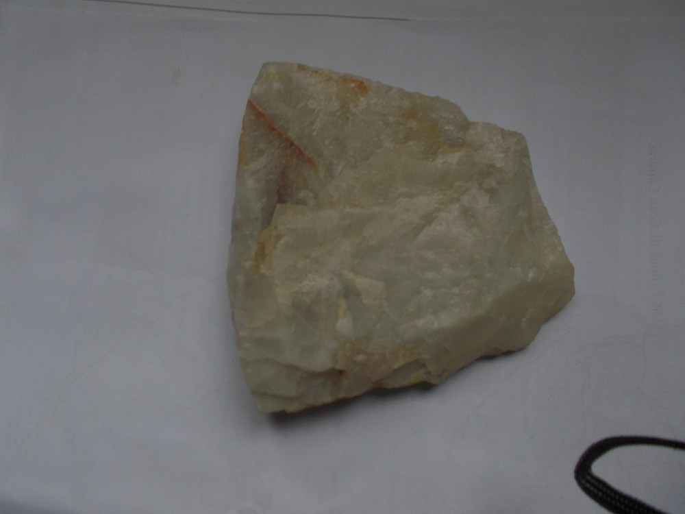 un quartz blanc de la carrière du Dorat 87.JPG