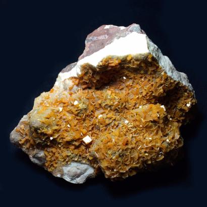 mineral-wulfenite.jpg