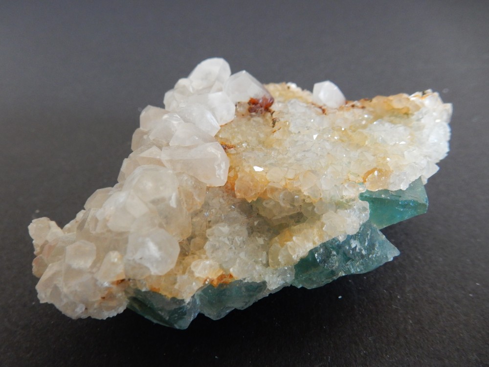 Fluorite, Quartz et Limonite #79.JPG