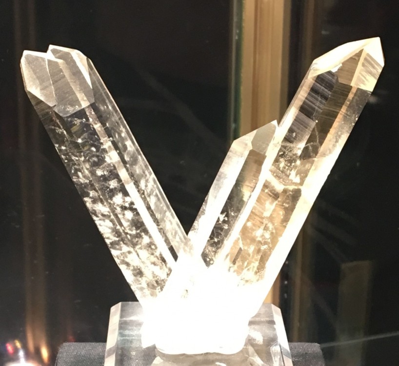 cristaux-quartz-la-gardette-oisans-isere.jpg