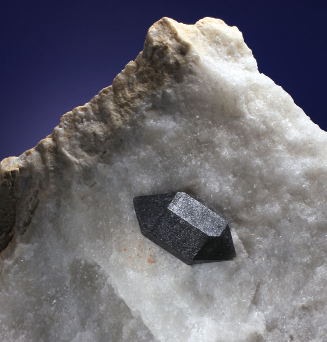 Quartz-Noir.jpg.727e1b81d054641b7f0c65cb18d7df99.jpg