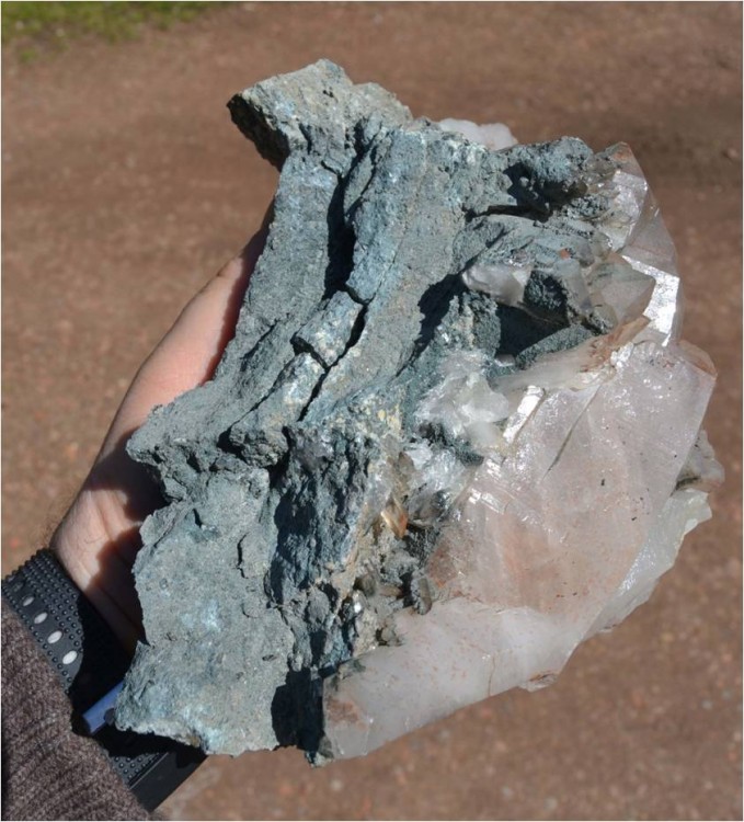 quartz chloriteux.jpg