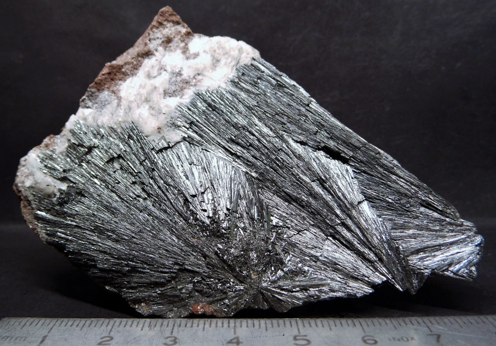 59ee5030c31ab_(4)67-Pyrolusite-IminimineIminiareaOuarzazateProvinceDra-TafilaletRegionMAROC.thumb.jpg.9ac3d7960a15d0d3fbbfd7322eec60b9.jpg