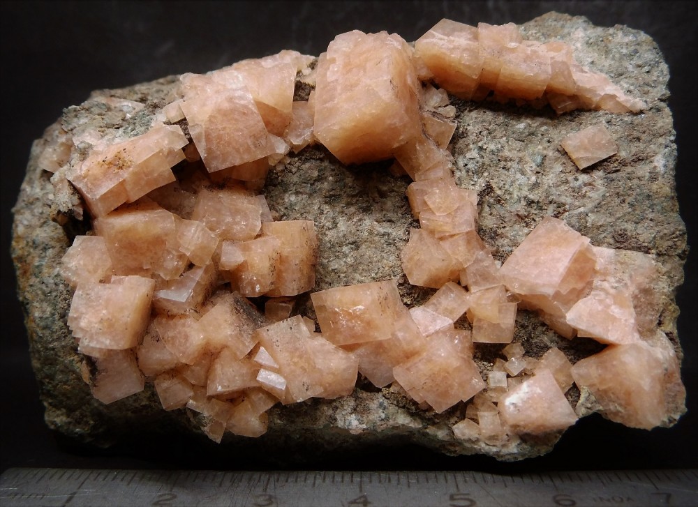 59ee529f60ff1_(9)114-Chabazite-ImilchilErRachidiaProvinceDra-TafilaletRegionMAROC.thumb.jpg.ef280e7270defe03df63ebdf6ae4d686.jpg