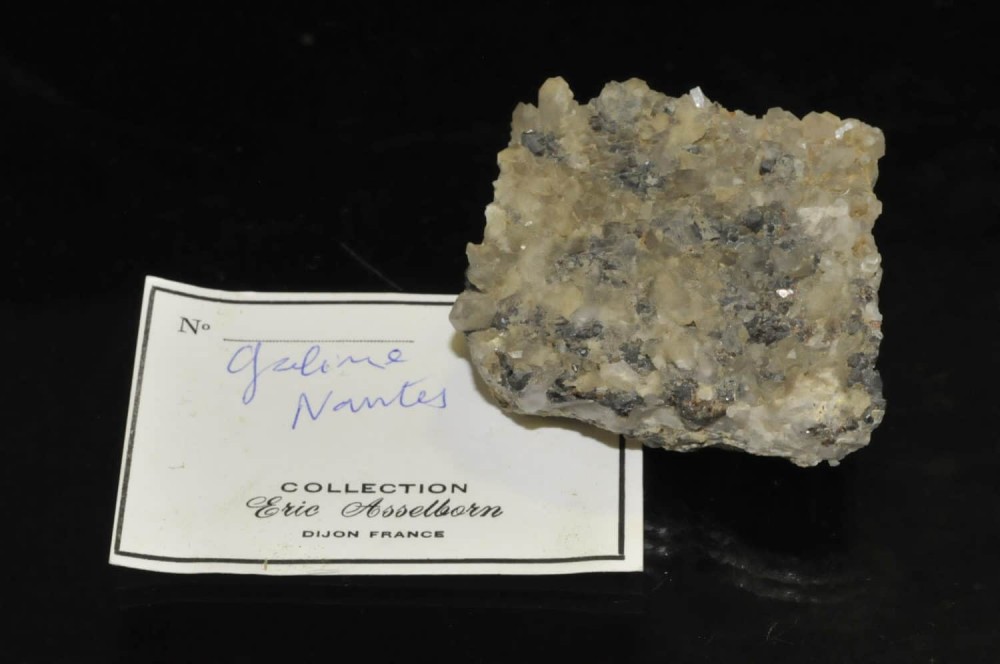 galene-misery-nantes-mineral-16122016a8.thumb.jpg.142c72f4f2a698025a5d960bbb81c21f.jpg
