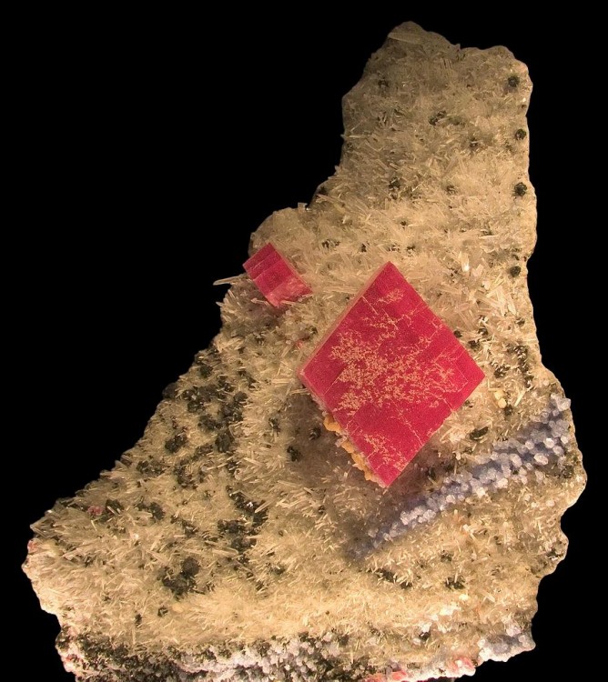 -rhodochrosite-sweet-home-mine-colorado-usa.jpeg