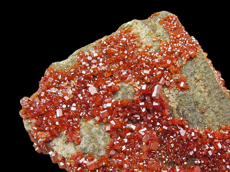 -vanadinite-apache-mine-gila-arizona-usa.jpeg