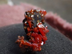 Vanadinite Maroc (1).JPG