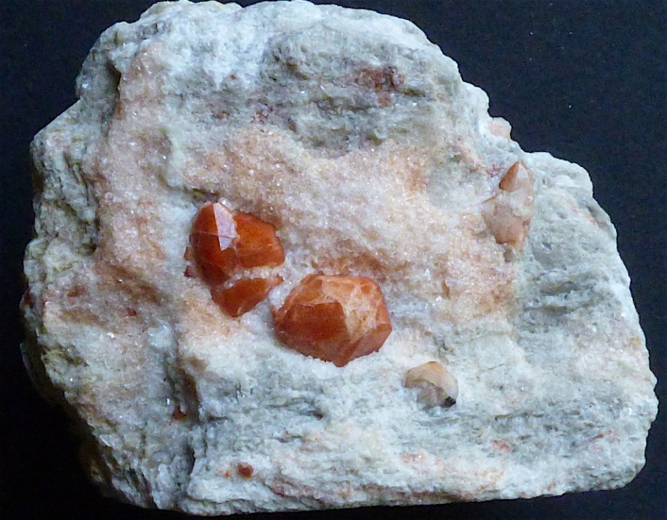 Quartz sur Gypse de Durban.JPG