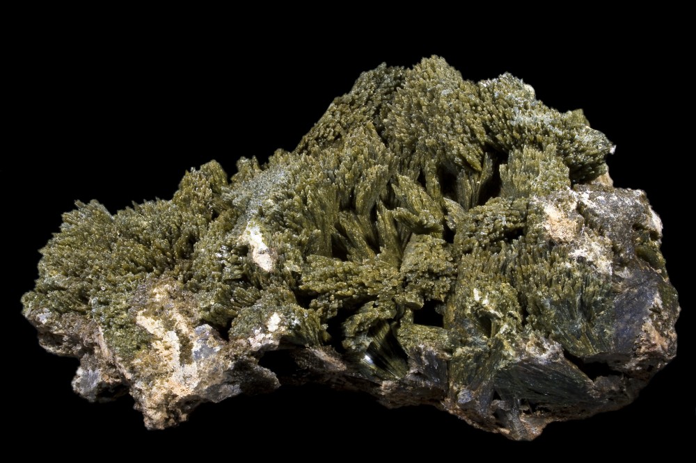 Epidote_Oisans.jpg