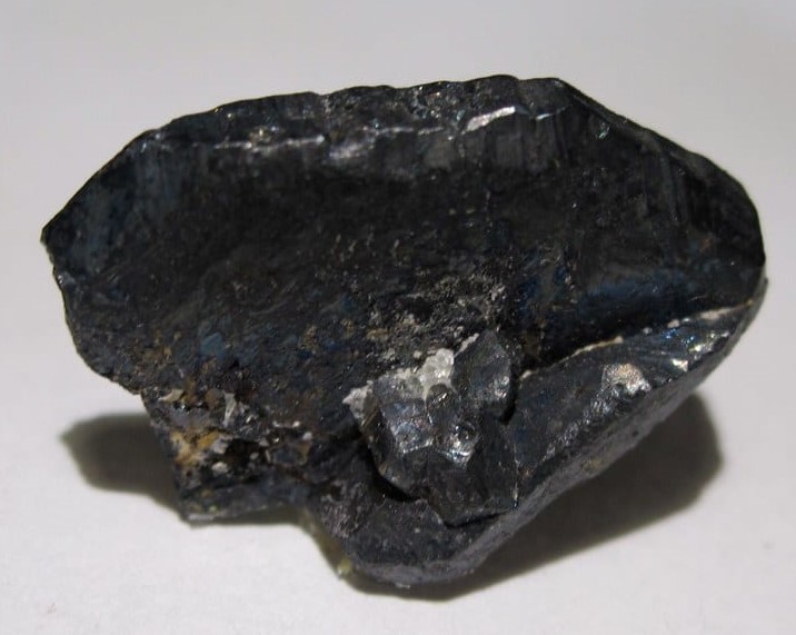 bournonite-mineral.jpg.26e95826dd64f545bb541ec79ea89c4b.jpg