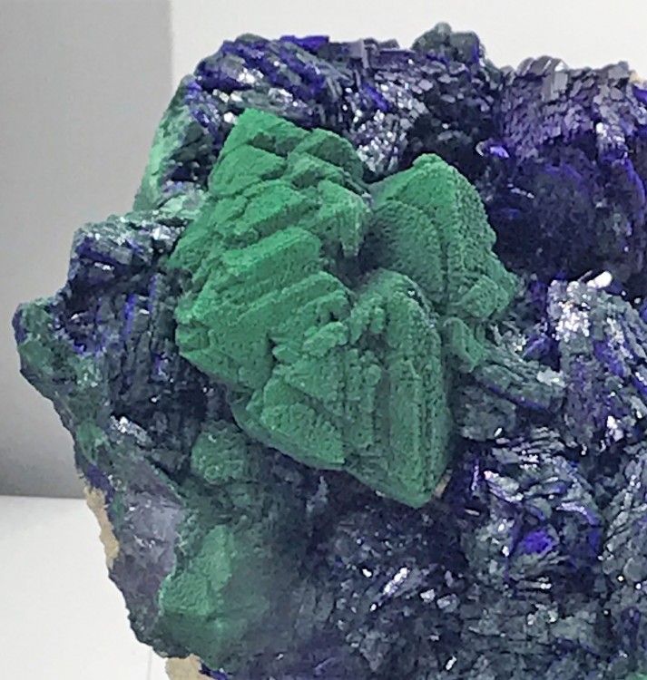 pseudomorphose-malachite-cuprite-chessy.JPG