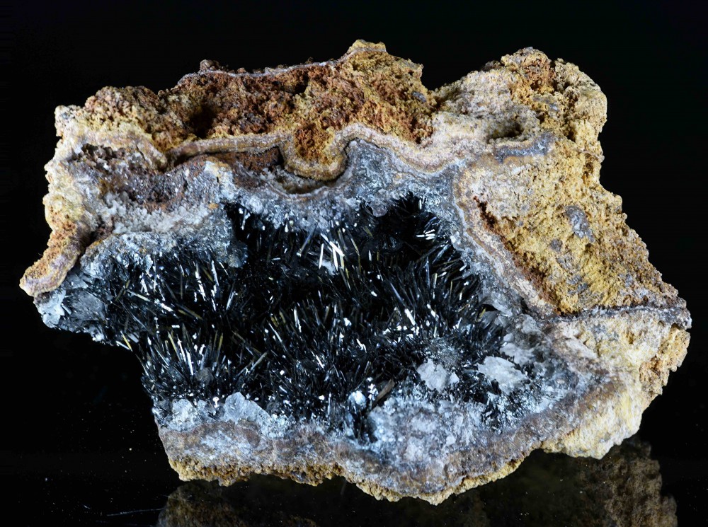 Chaillac goethite.jpg