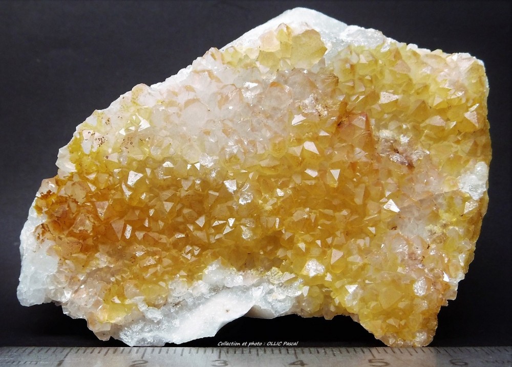 690292378_(4)4-4-QuartzCitrine-Sortiedu23mai2019lArgentolleSaneetLoireFrance...thumb.jpg.10d51e27c5d16b7d69061735d6bd9d5e.jpg