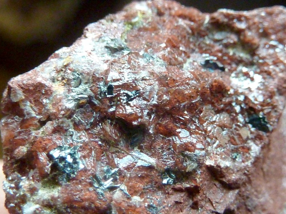 1798192131_Hmatite0.JPG.b849a0a8c9ea560f02f4828ce51044bf.JPG