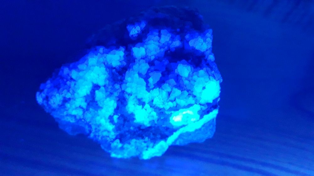 526271282_UV6.jpg.90d90cbc1069ed4e1703b444d506867d.jpg