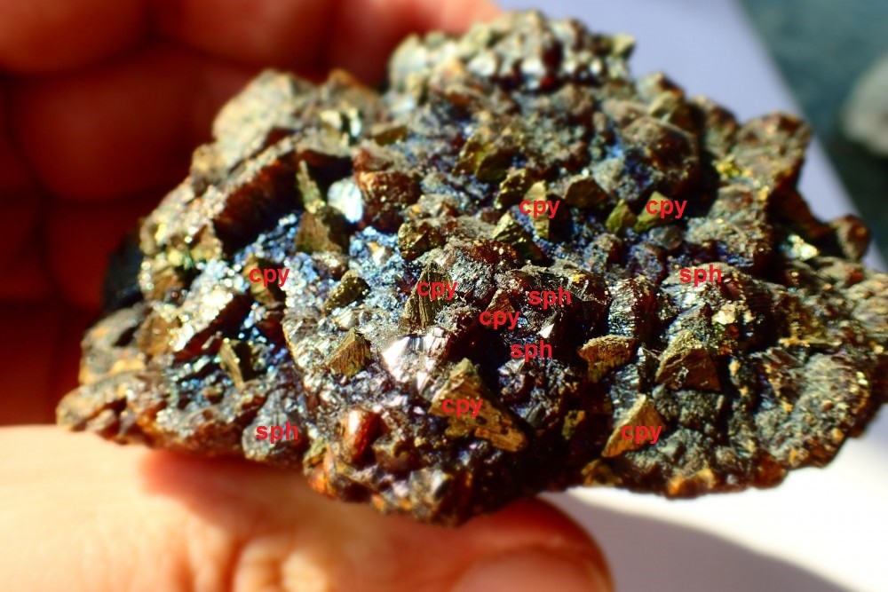 chalcopyrite_sphalerite_03.jpe.ab33a6079dc3ccb2f433442adb0fdf19.jpe