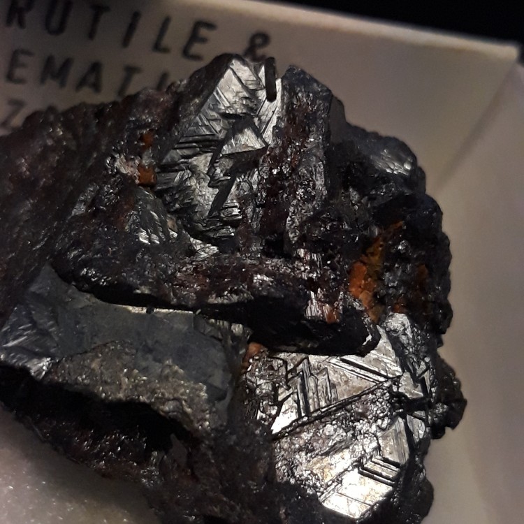 Rutile-Hématite - b.jpg