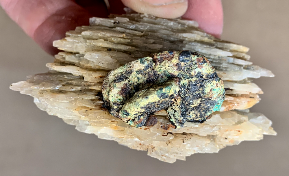 Capture d’écran 2021-04-09 à 23.57.12.png