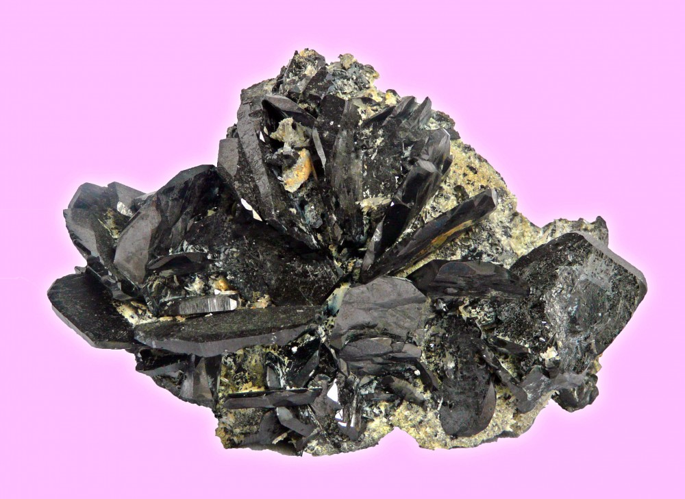 Ferberite Quartz Peru.jpg