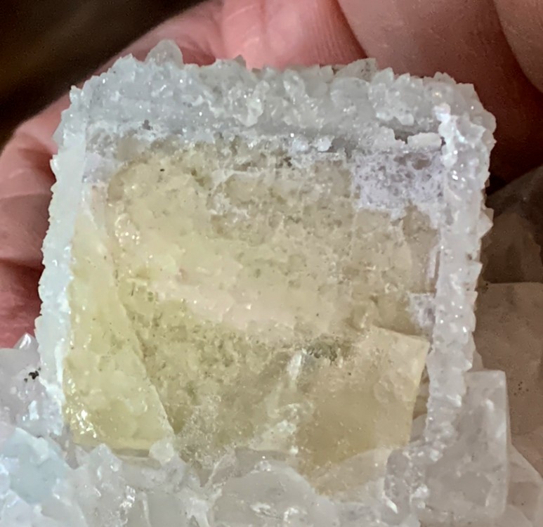 Capture d’écran 2021-05-11 à 00.04.02.png