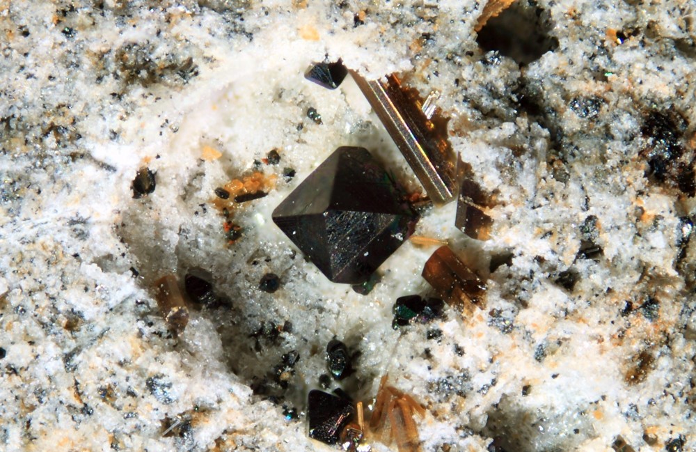 Magnétite Courlande 002.jpg