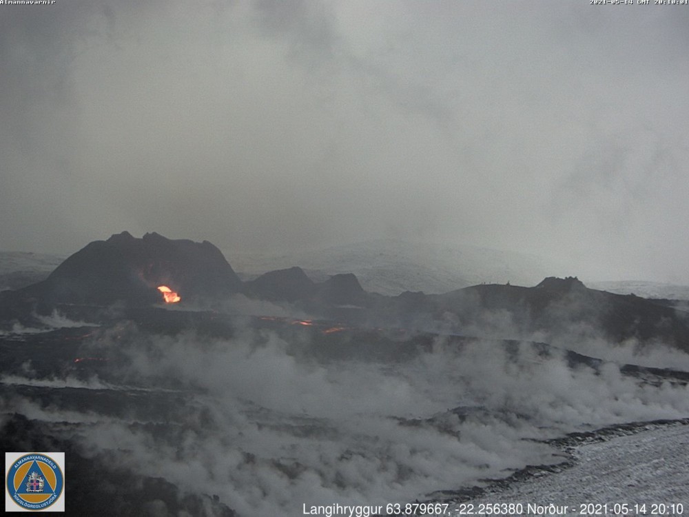 webcam_langihryggurN_20210514_2010.thumb.jpg.18f72e179c016b66218fc1899d3cddc7.jpg
