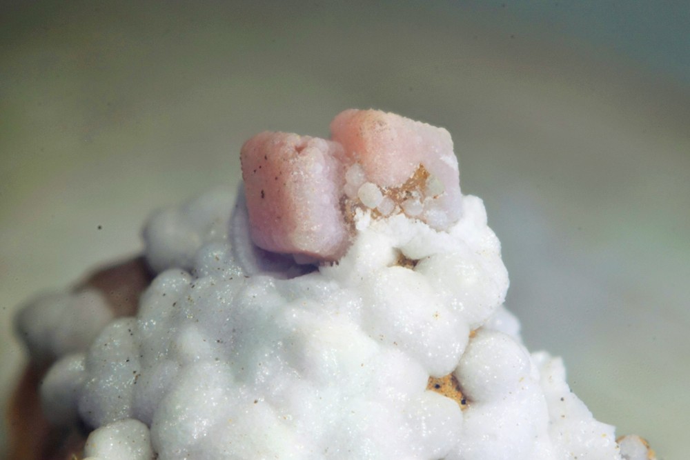 Manganocalcite le Rivet 001 (3).jpg