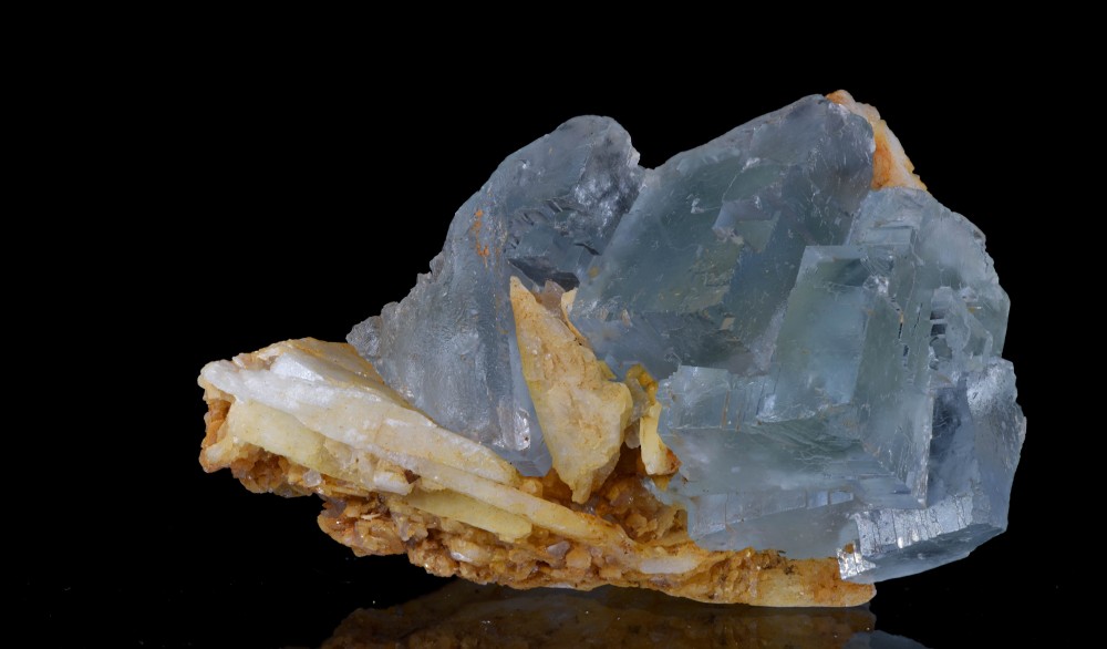 Cabrières Fluorite stack de 6.jpg