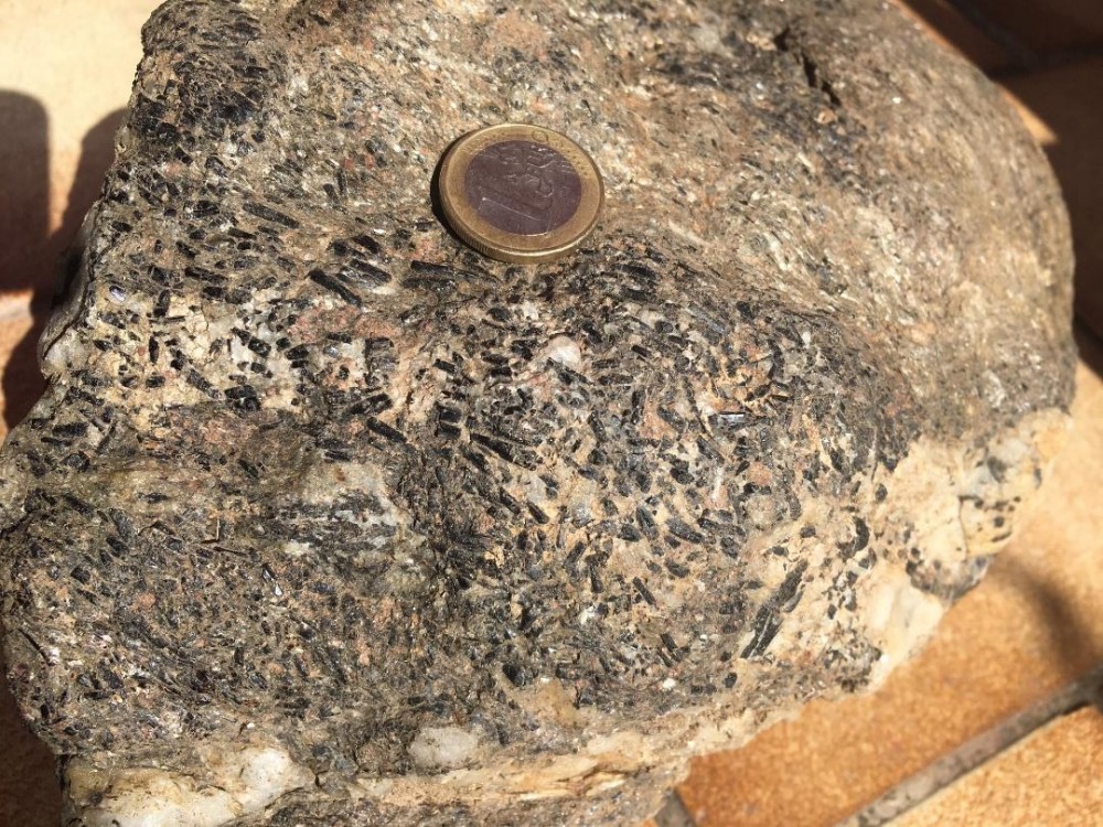 Caroux tourmaline.jpg