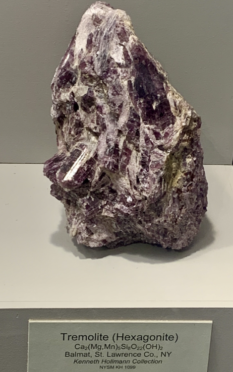 Capture d’écran 2021-12-25 à 08.30.29.png