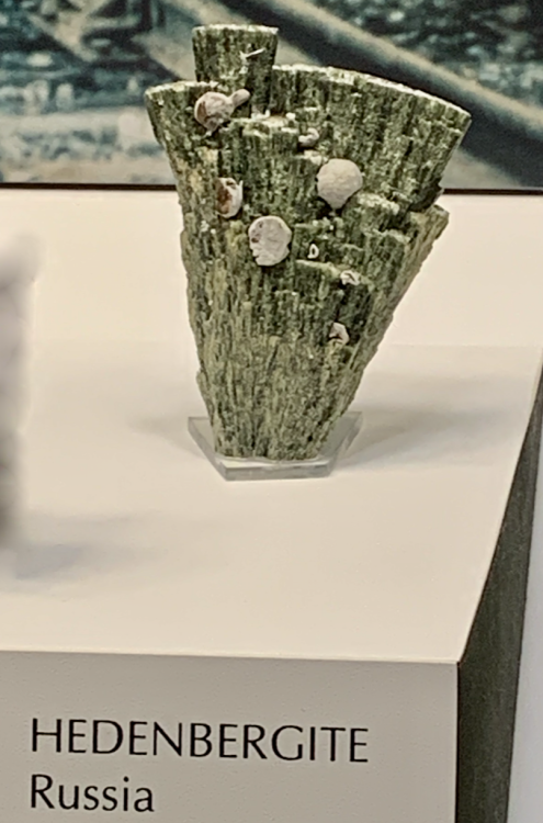 Capture d’écran 2021-12-12 à 03.04.16.png