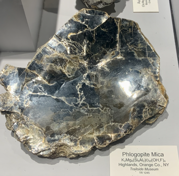 Capture d’écran 2021-12-24 à 17.19.18.png