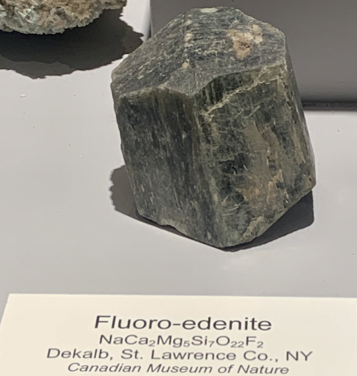 Capture d’écran 2021-12-20 à 03.01.07.png