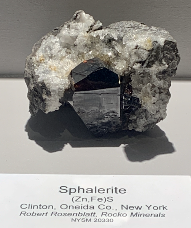 Capture d’écran 2021-12-27 à 01.24.42.png